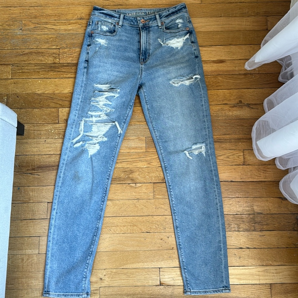 American Eagle Distressed Jeans
